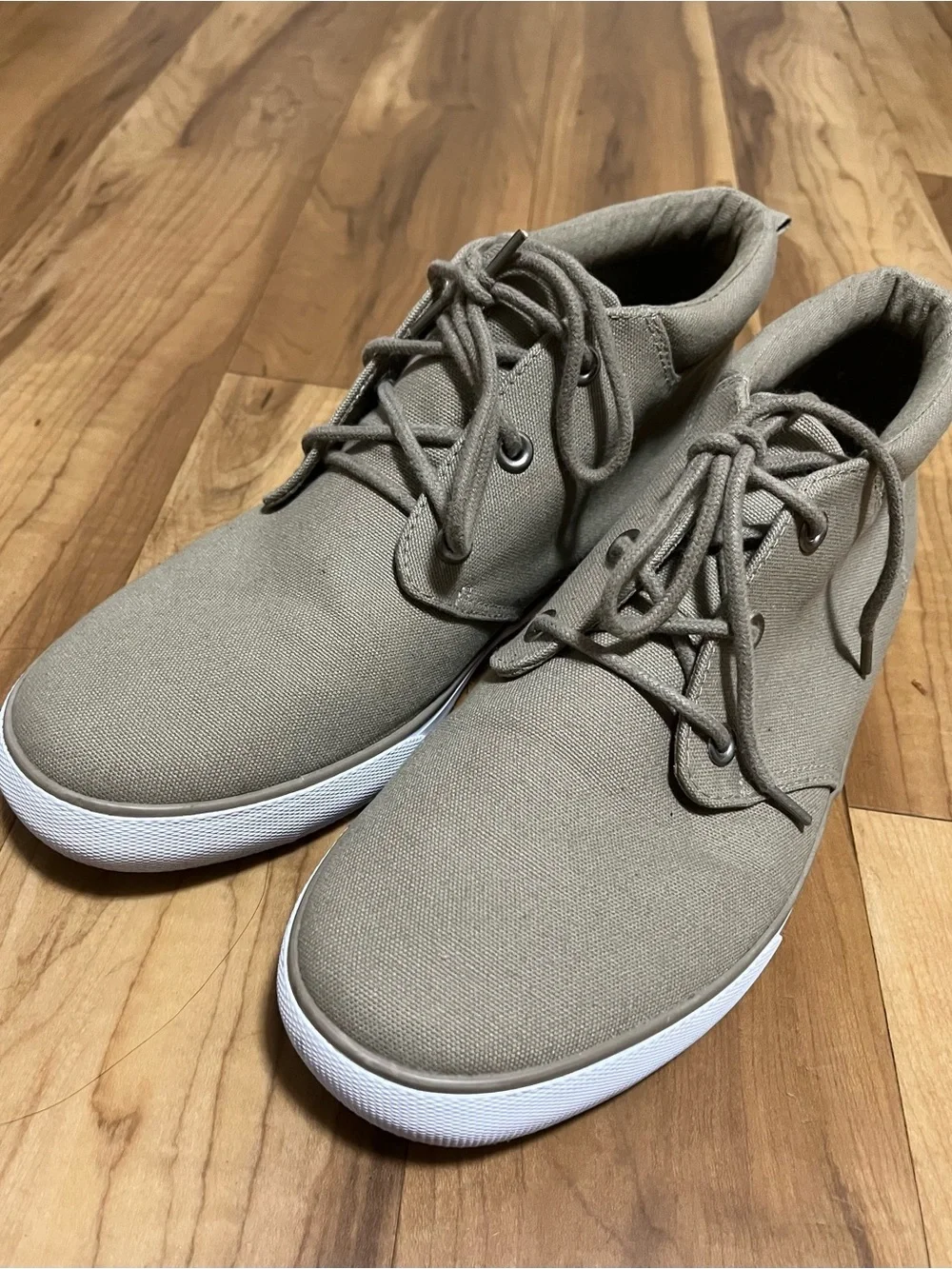Goodfellow & Co men mid
